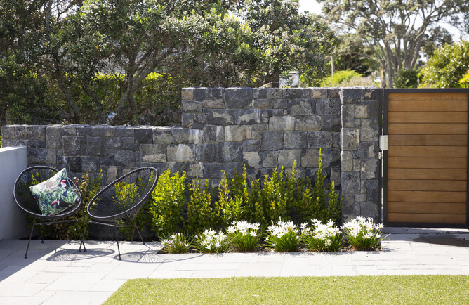 How To Landscape A Small Backyard - Garden Design Ideas Nz How To Landscape A Small Backyard - Garden Design Ideas Nz
